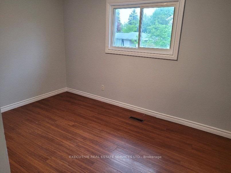 Photo 8 of 280 Cook Street, Barrie, Grove East — HOMEH