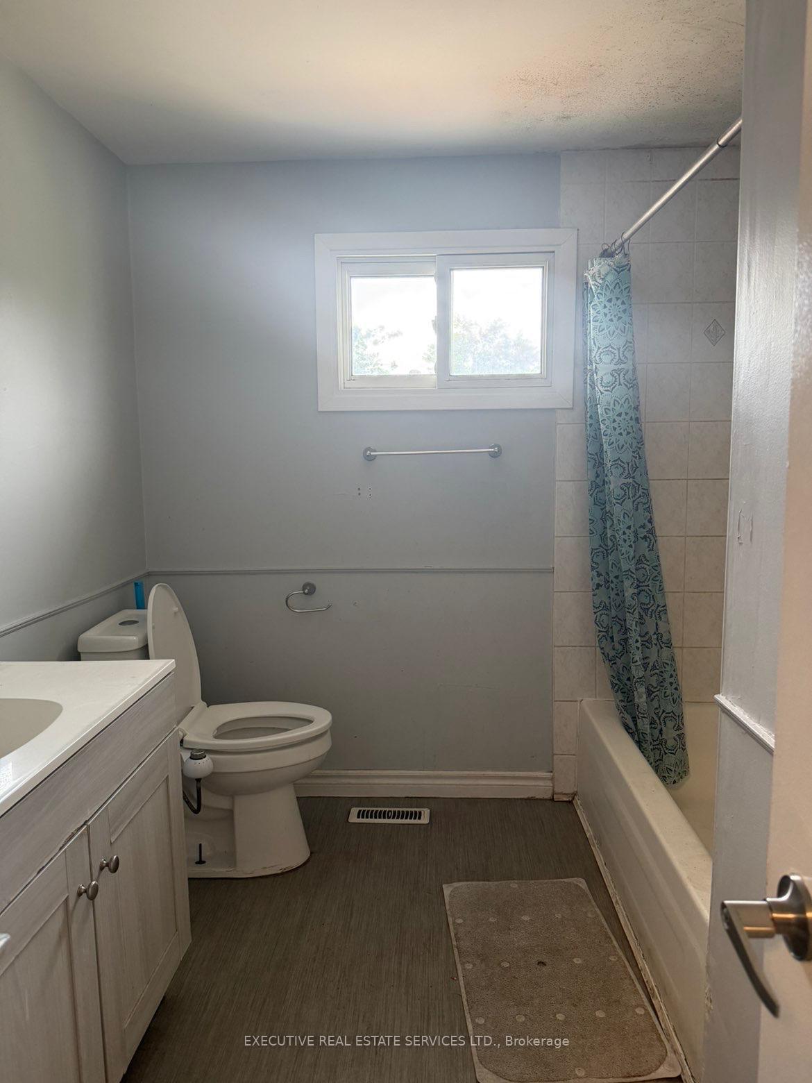 Photo 15 of 280 Cook Street, Barrie, Grove East — HOMEH