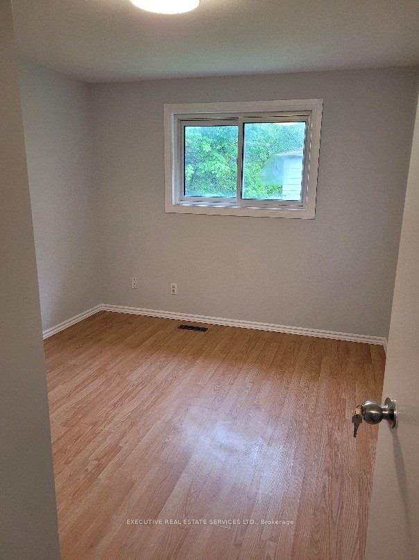 Photo 25 of 280 Cook Street, Barrie, Grove East — HOMEH