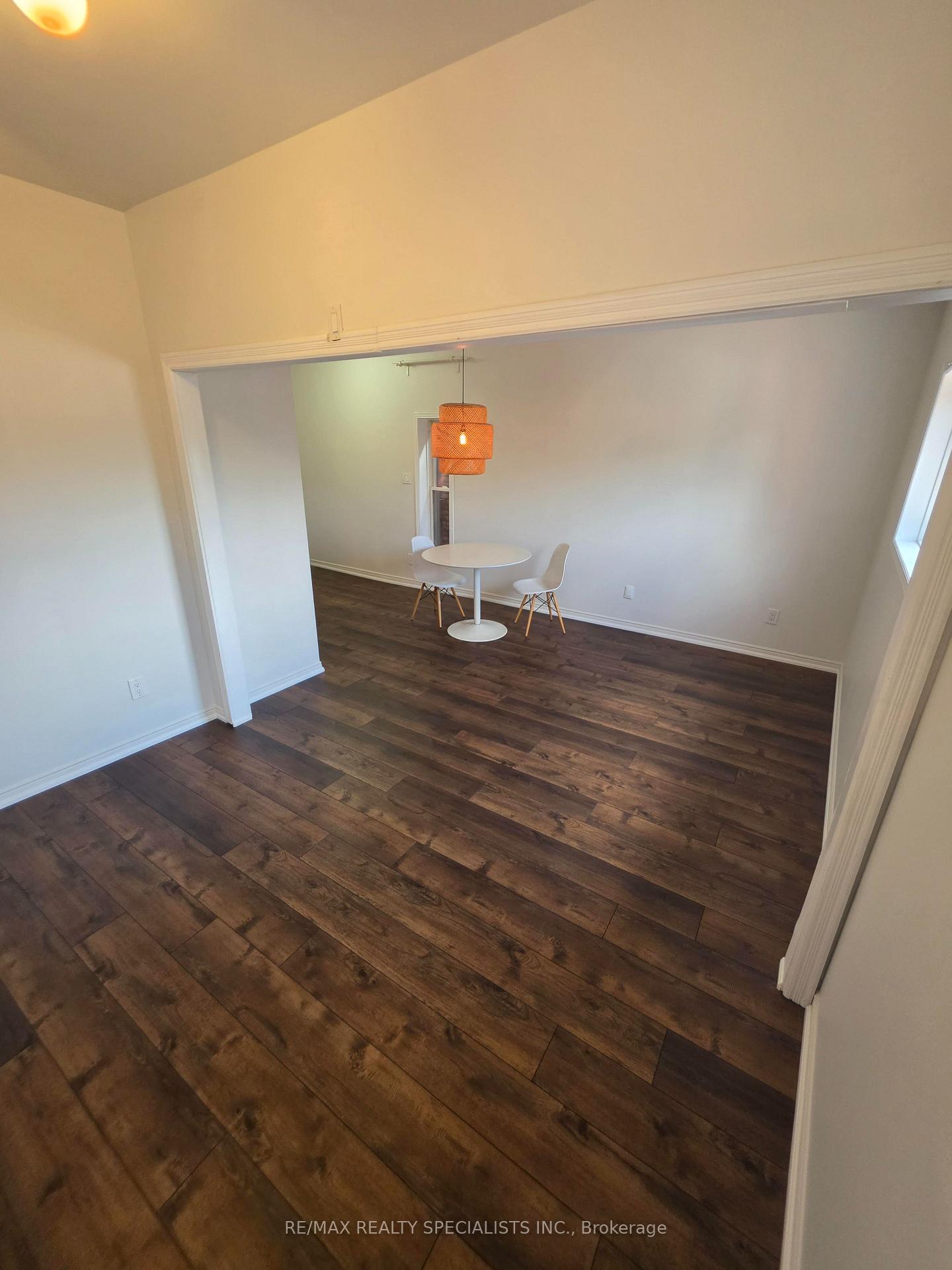 Photo 13 of Unit Second Floor, 359 Barton Street, Hamilton, Landsdale — HOMEH