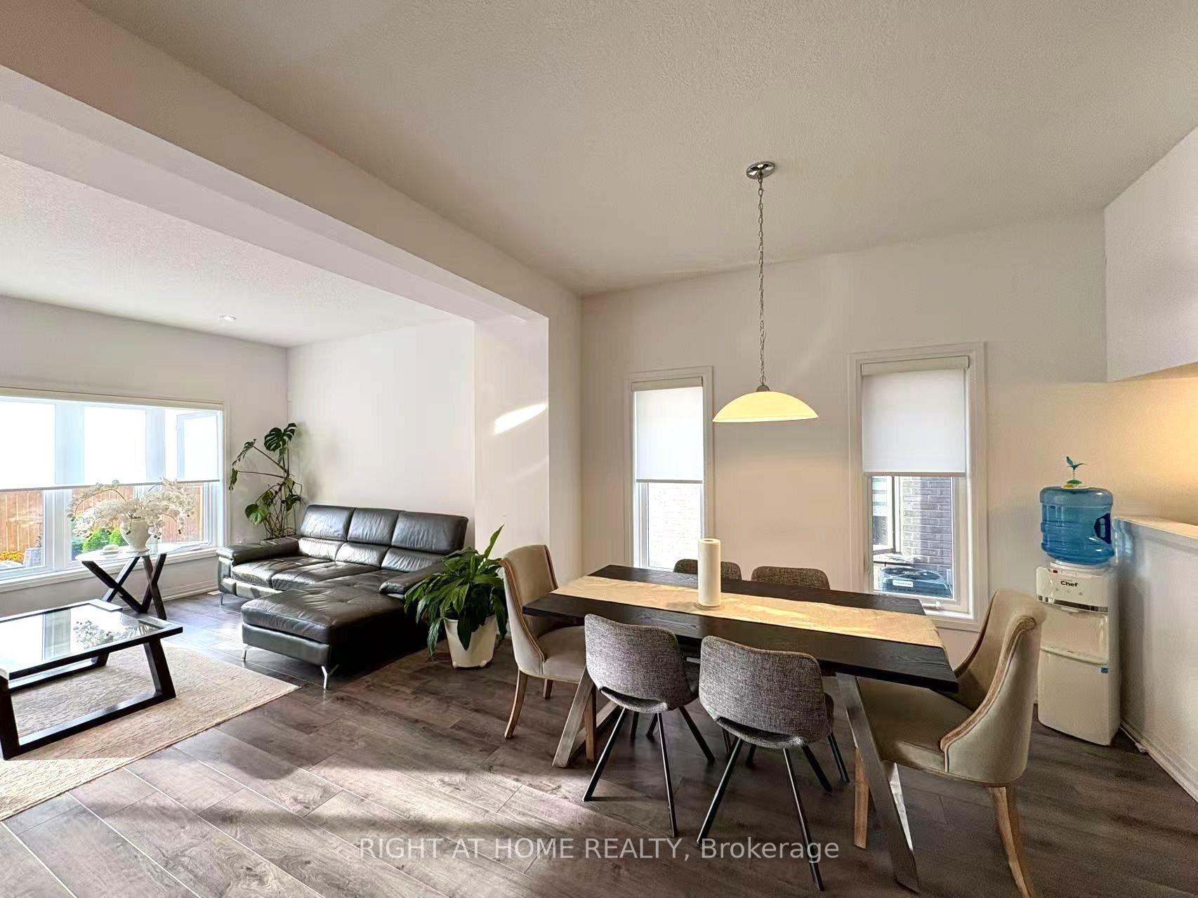 Photo 7 of Unit 14, 61 Soho Street, Hamilton, Stoney Creek — HOMEH