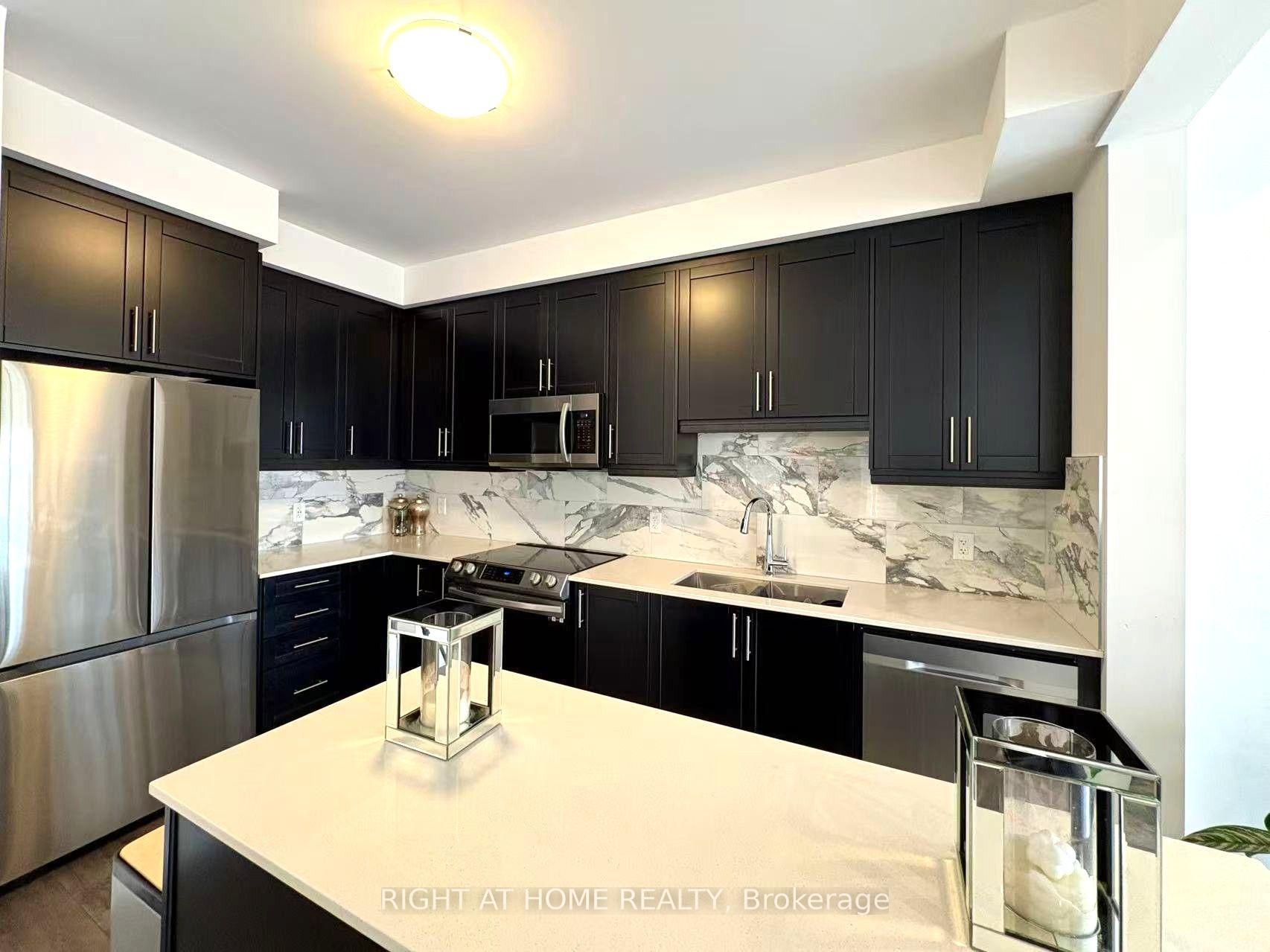 Photo 8 of Unit 14, 61 Soho Street, Hamilton, Stoney Creek — HOMEH
