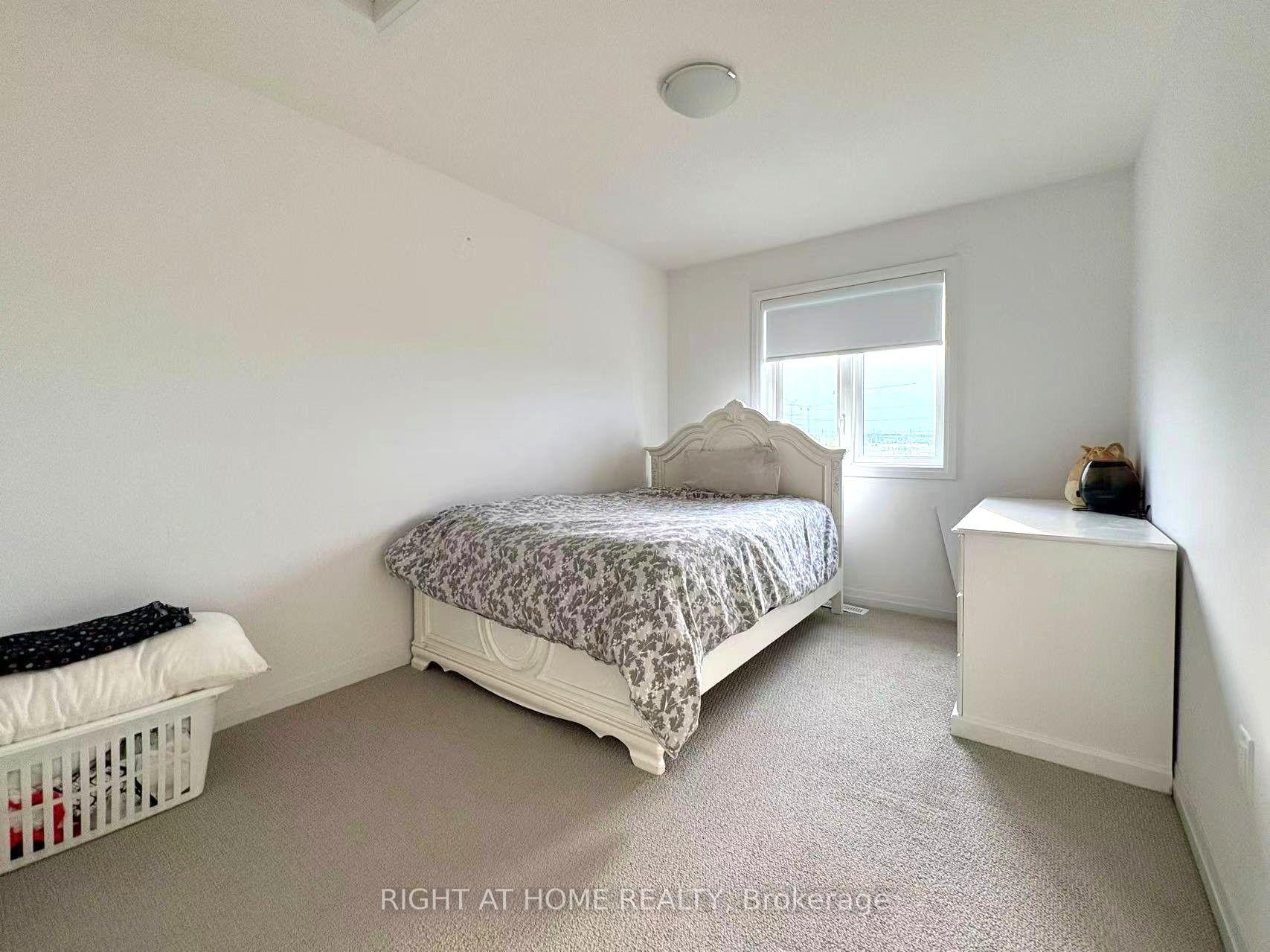 Photo 13 of Unit 14, 61 Soho Street, Hamilton, Stoney Creek — HOMEH