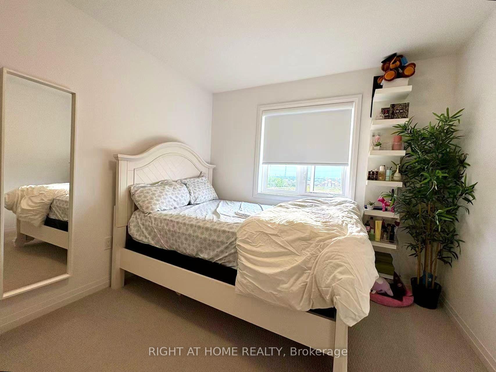 Photo 14 of Unit 14, 61 Soho Street, Hamilton, Stoney Creek — HOMEH
