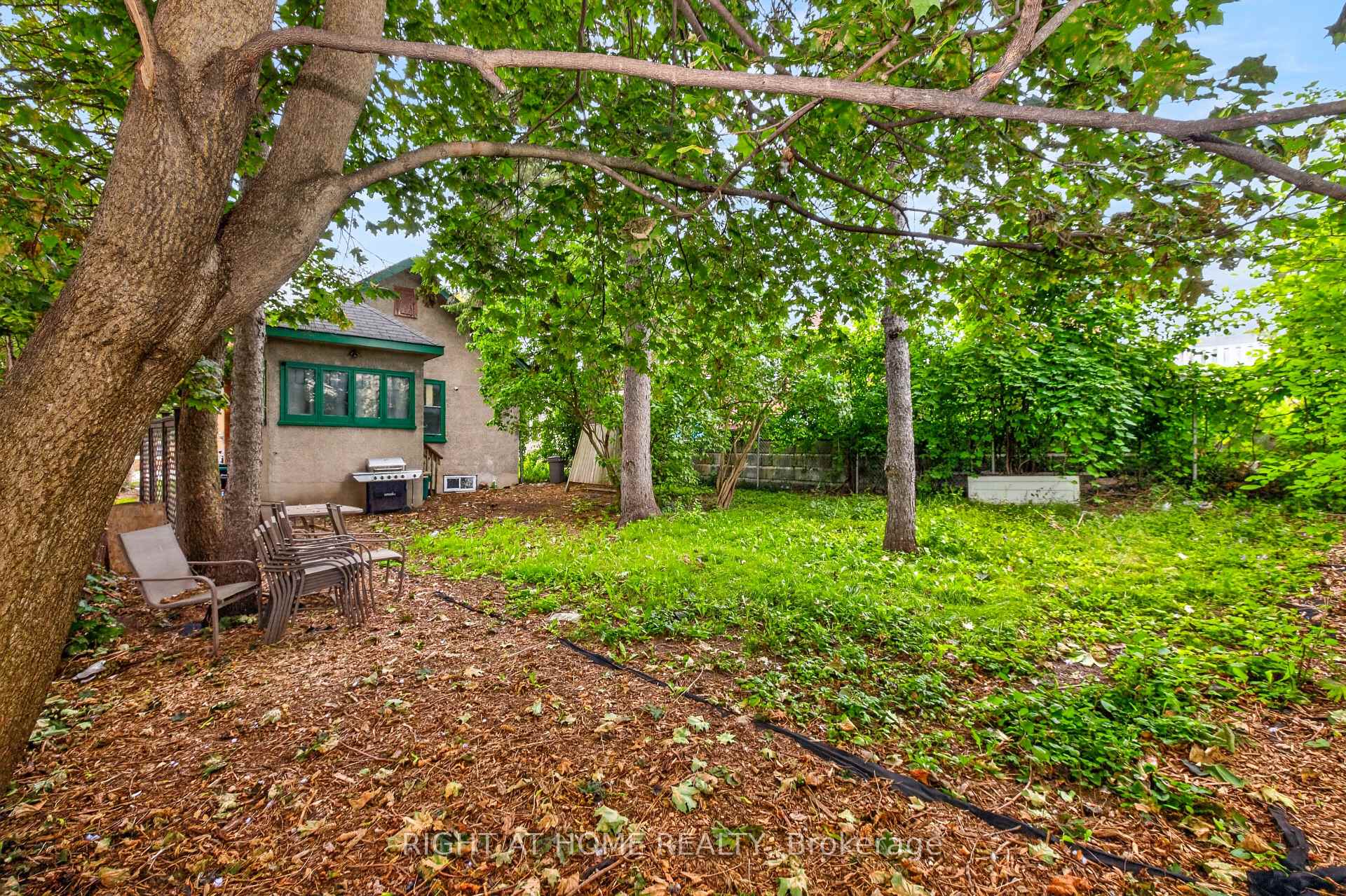 Photo 27 of 85 Maple Avenue, Barrie, City Centre — HOMEH
