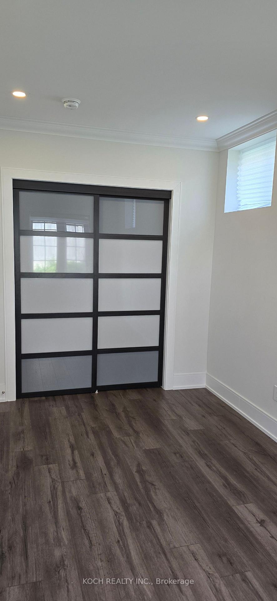 Photo 7 of 1 Hurst Avenue, Vaughan, Patterson — HOMEH