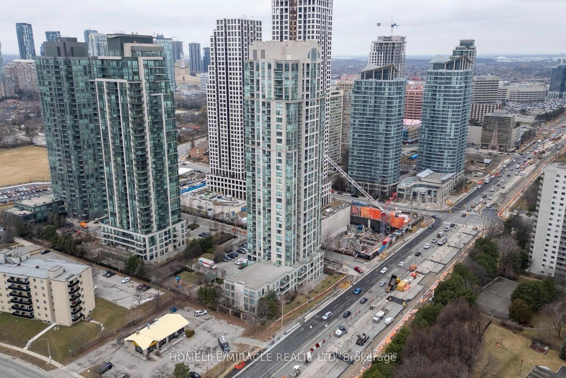 Front of Unit 1702, 3504 Hurontario Street