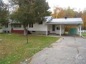 Front of 959 County Road 44