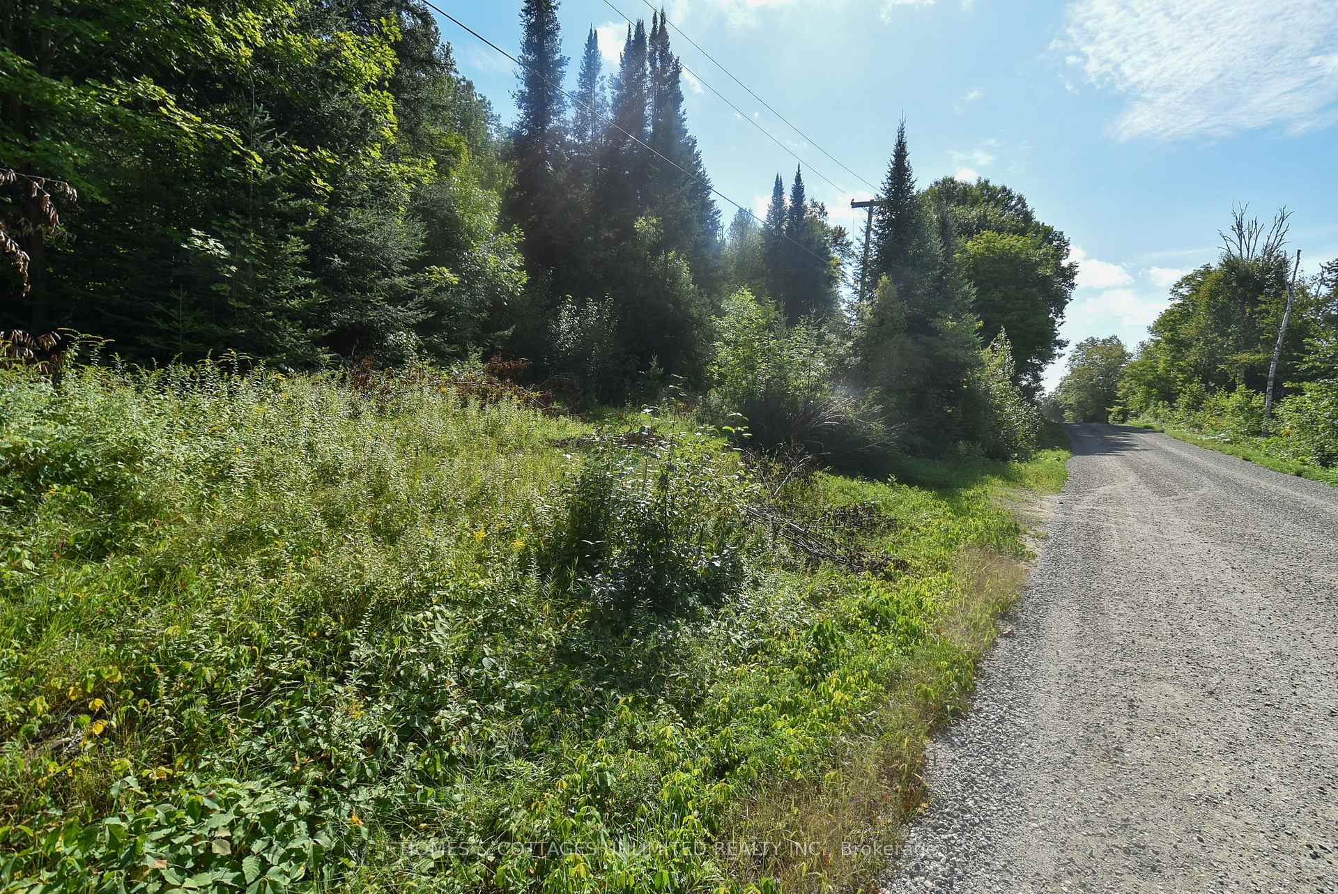 Photo 6 of 2493 River Road, Frontenac, Frontenac North — HOMEH