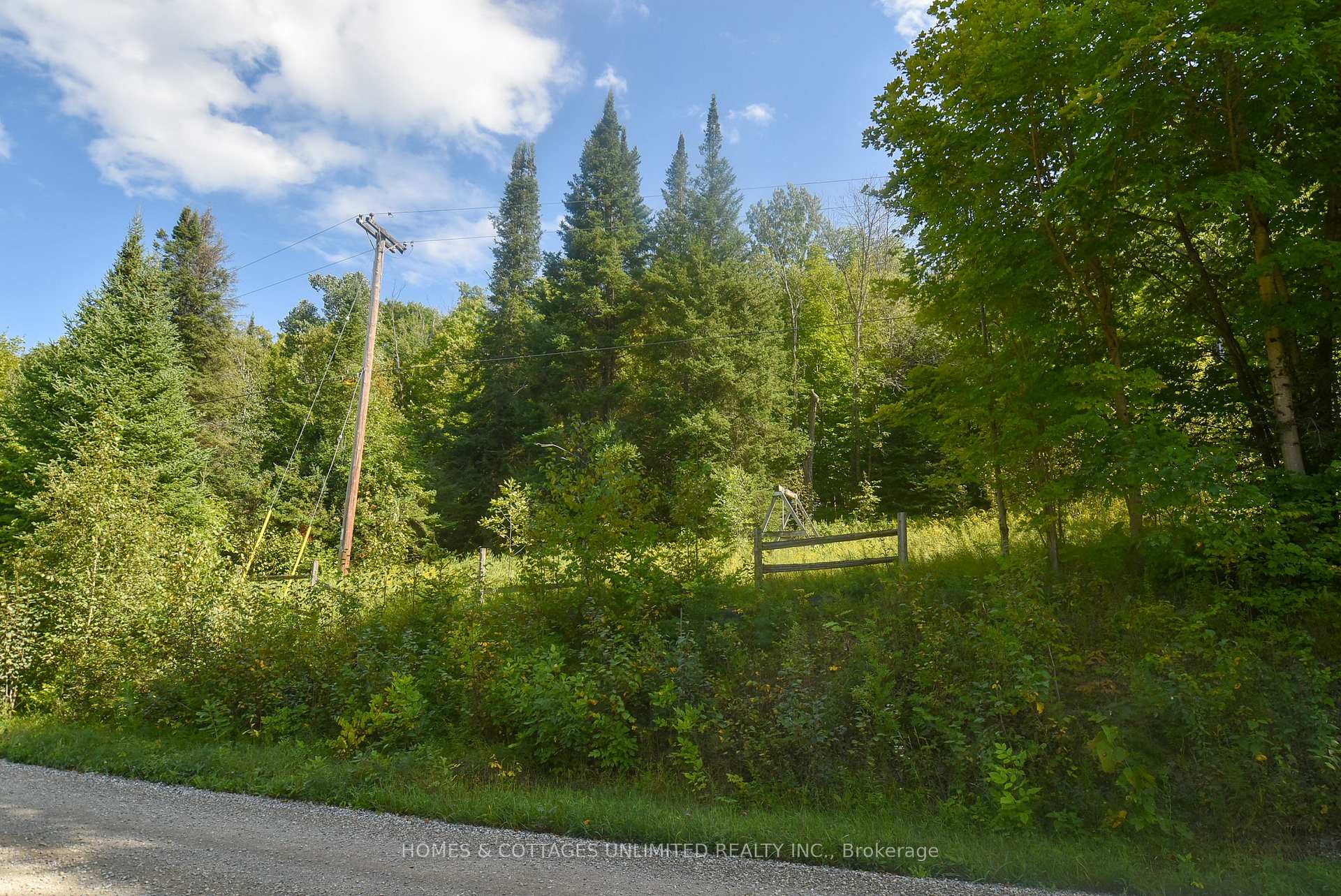 Photo 18 of 2493 River Road, Frontenac, Frontenac North — HOMEH