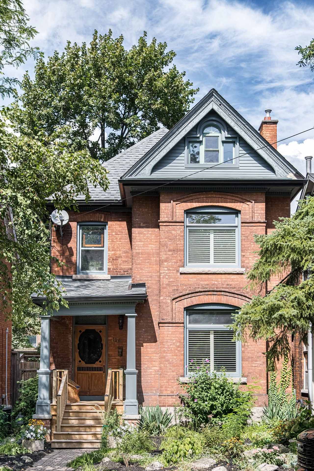 Photo 2 of 118 Markland Street, Hamilton, Durand — HOMEH