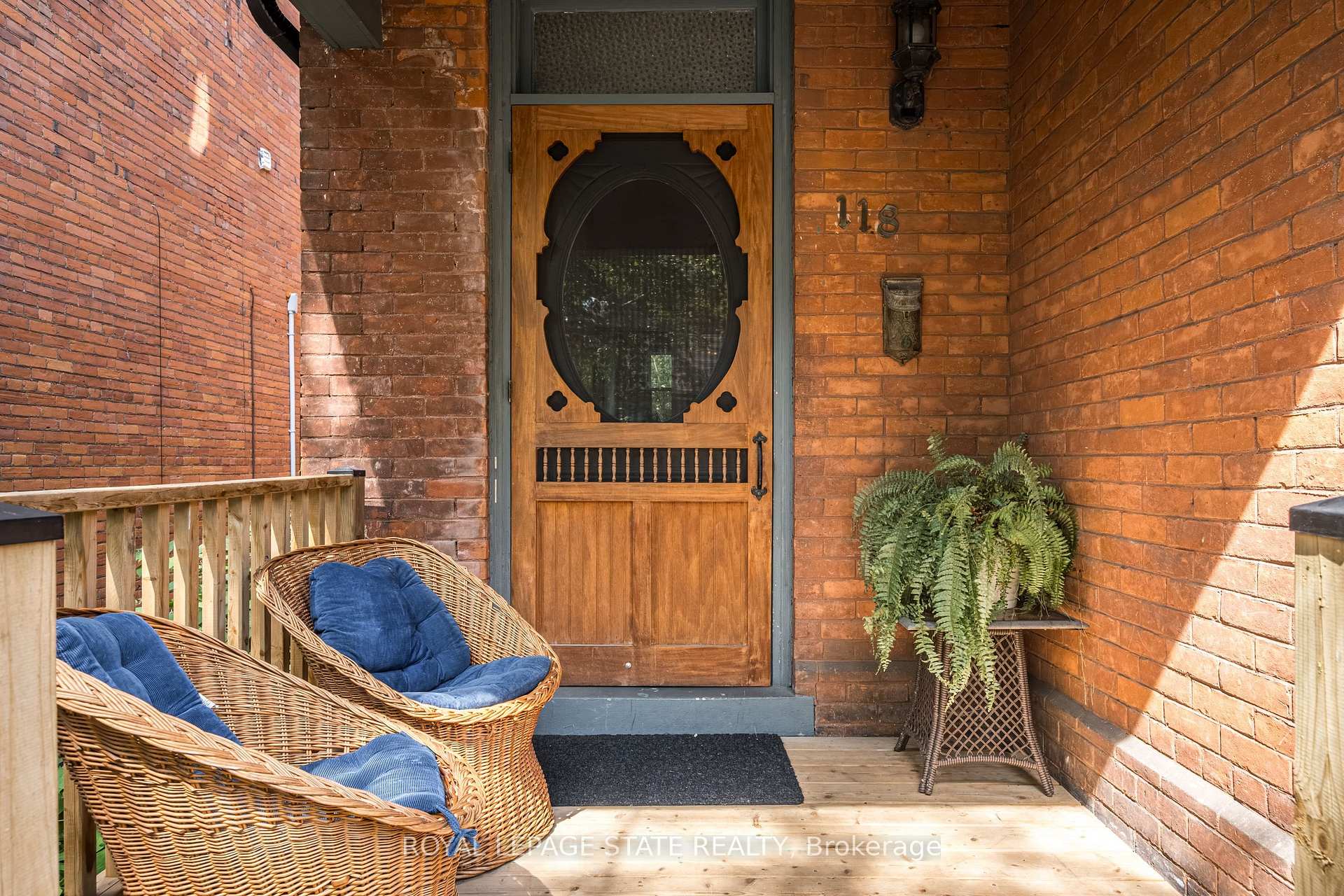 Photo 3 of 118 Markland Street, Hamilton, Durand — HOMEH
