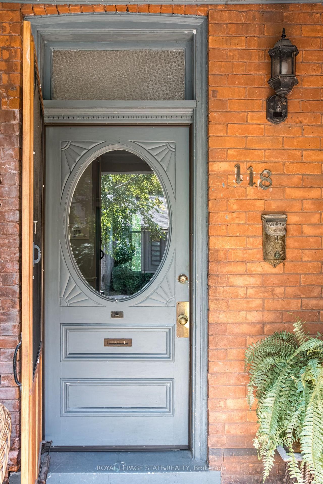 Photo 4 of 118 Markland Street, Hamilton, Durand — HOMEH