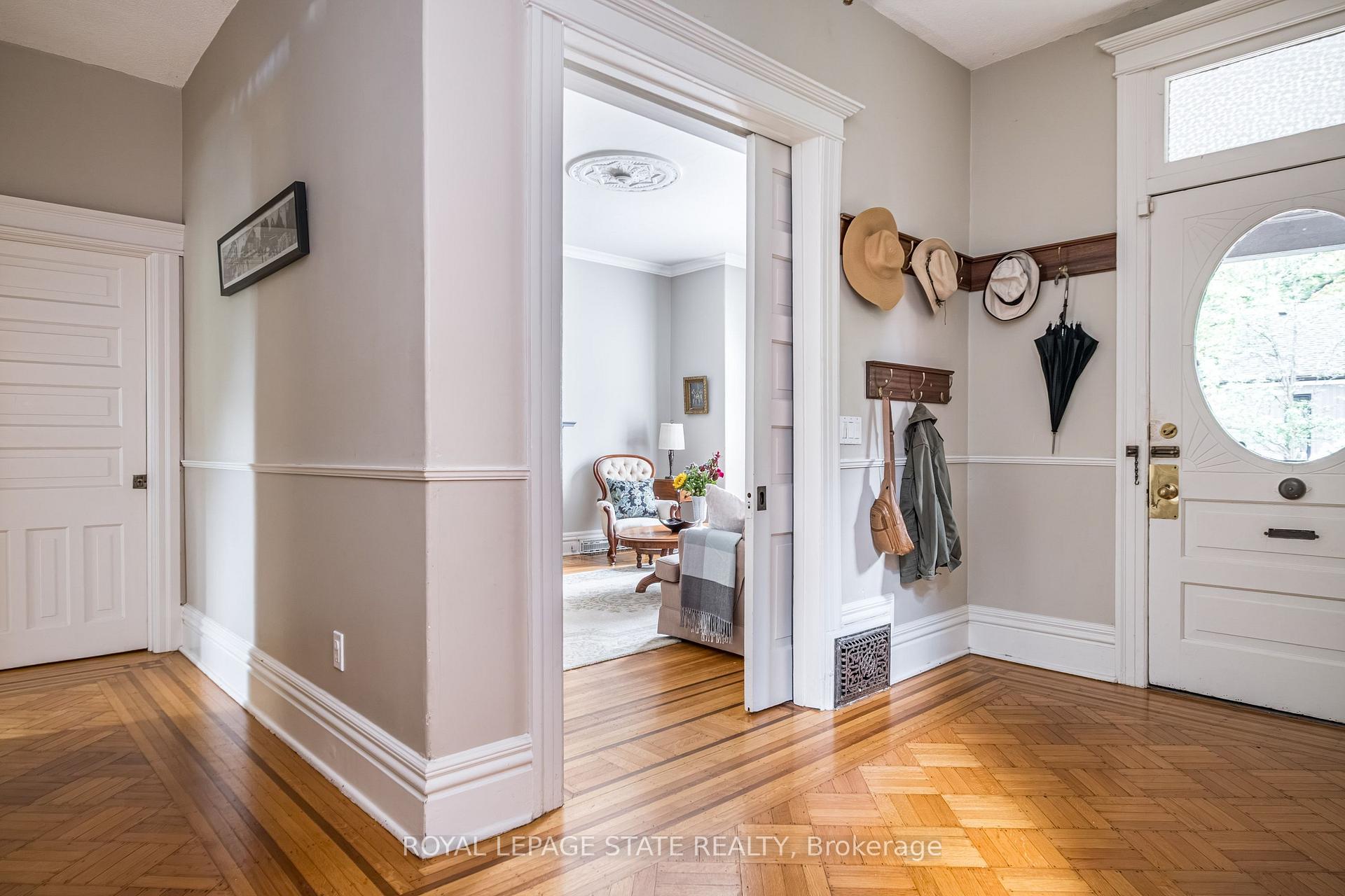 Photo 7 of 118 Markland Street, Hamilton, Durand — HOMEH