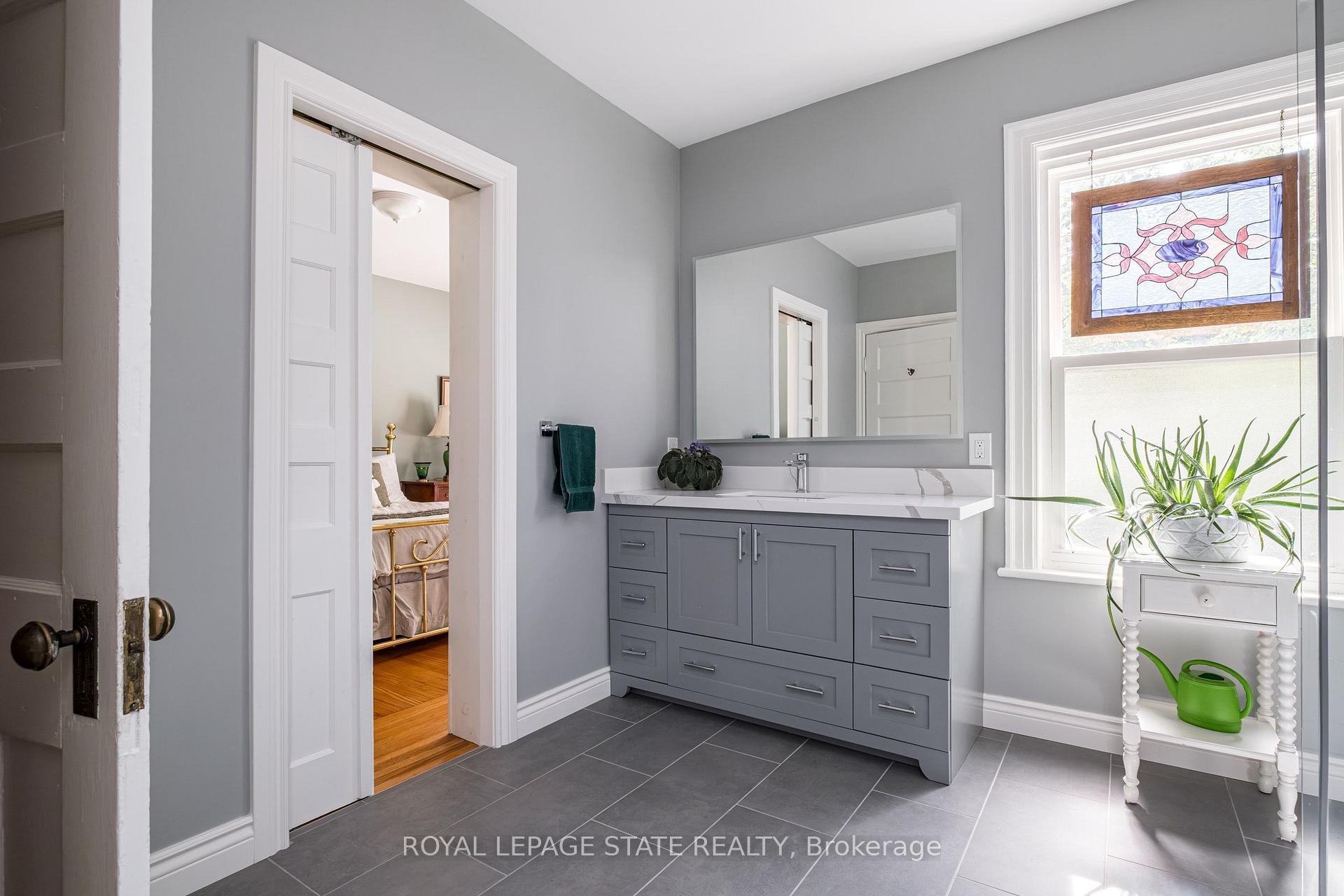 Photo 23 of 118 Markland Street, Hamilton, Durand — HOMEH