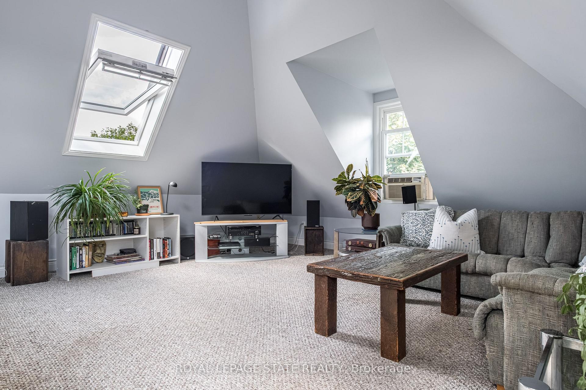 Photo 33 of 118 Markland Street, Hamilton, Durand — HOMEH