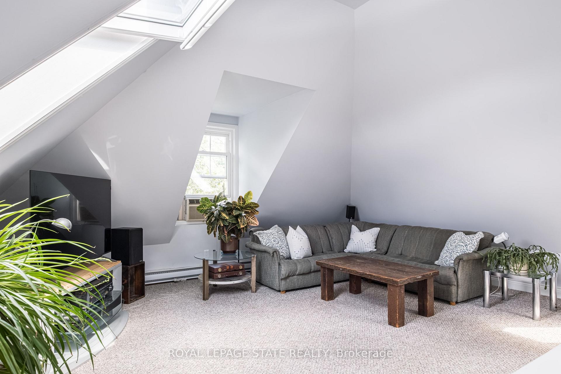 Photo 36 of 118 Markland Street, Hamilton, Durand — HOMEH