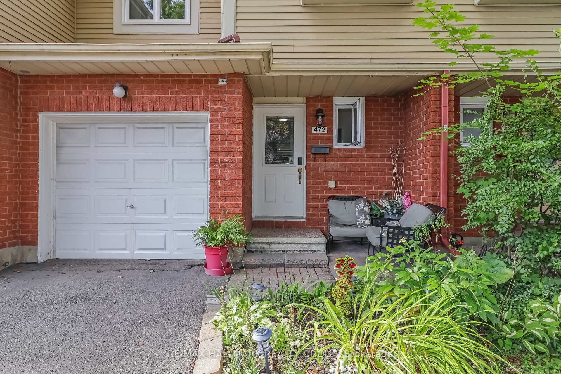 Photo 2 of Unit 14, 472 Valade Crescent, Ottawa, Fallingbrook/Pineridge — HOMEH