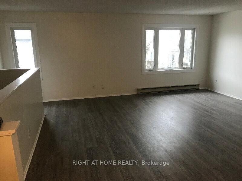 Photo 3 of Unit B, 1035 Cummings Avenue, Ottawa, Cyrville — HOMEH