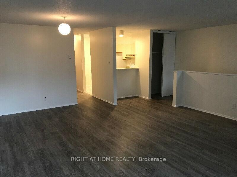 Photo 4 of Unit B, 1035 Cummings Avenue, Ottawa, Cyrville — HOMEH