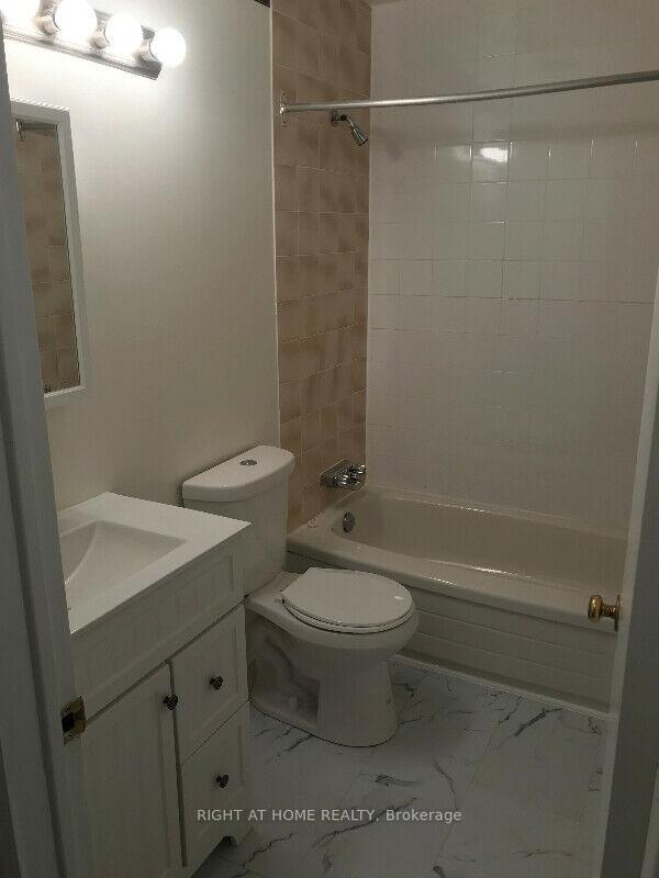 Photo 7 of Unit B, 1035 Cummings Avenue, Ottawa, Cyrville — HOMEH
