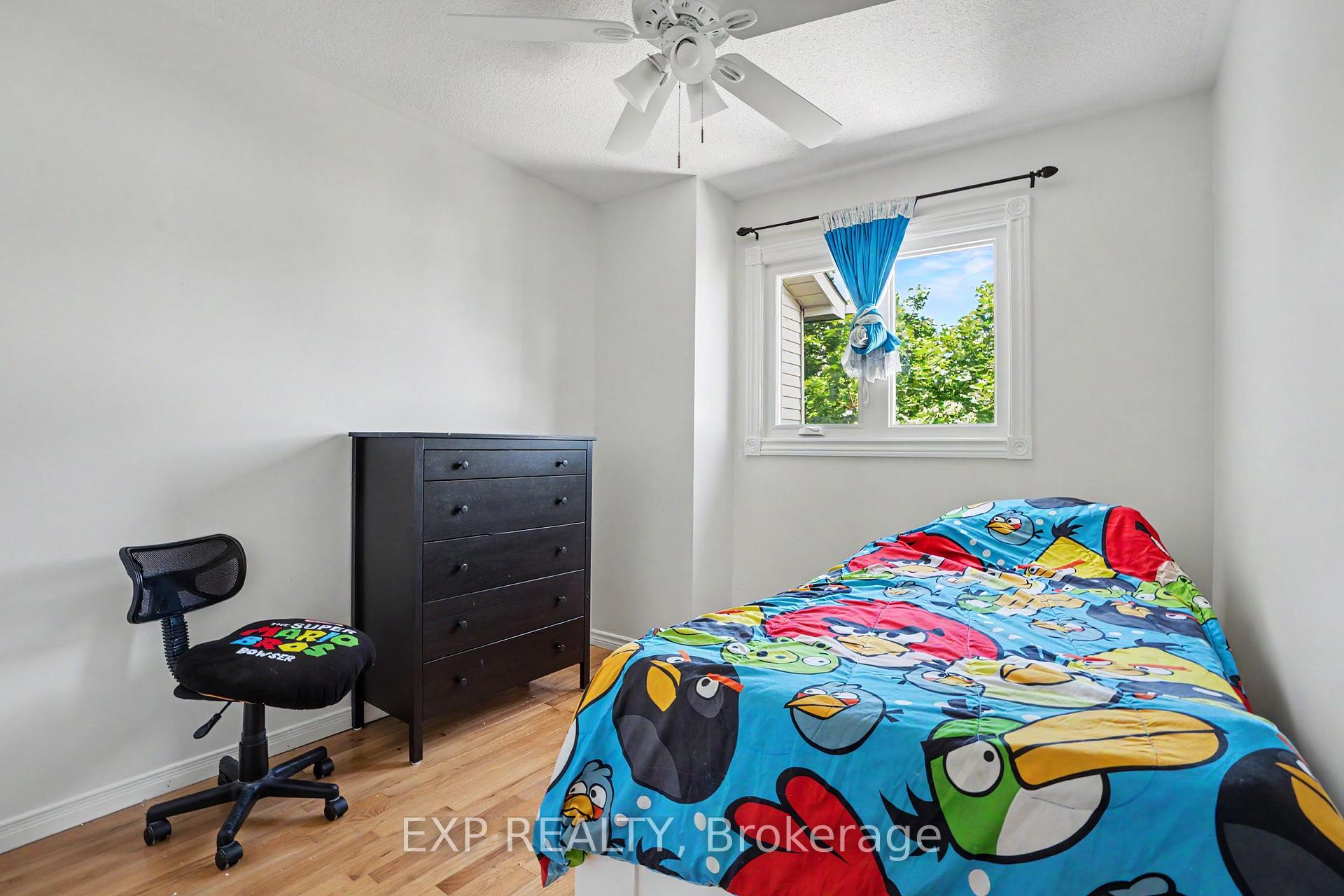 Photo 23 of 68 Tulip Drive, Brampton, Fletcher's Creek South — HOMEH