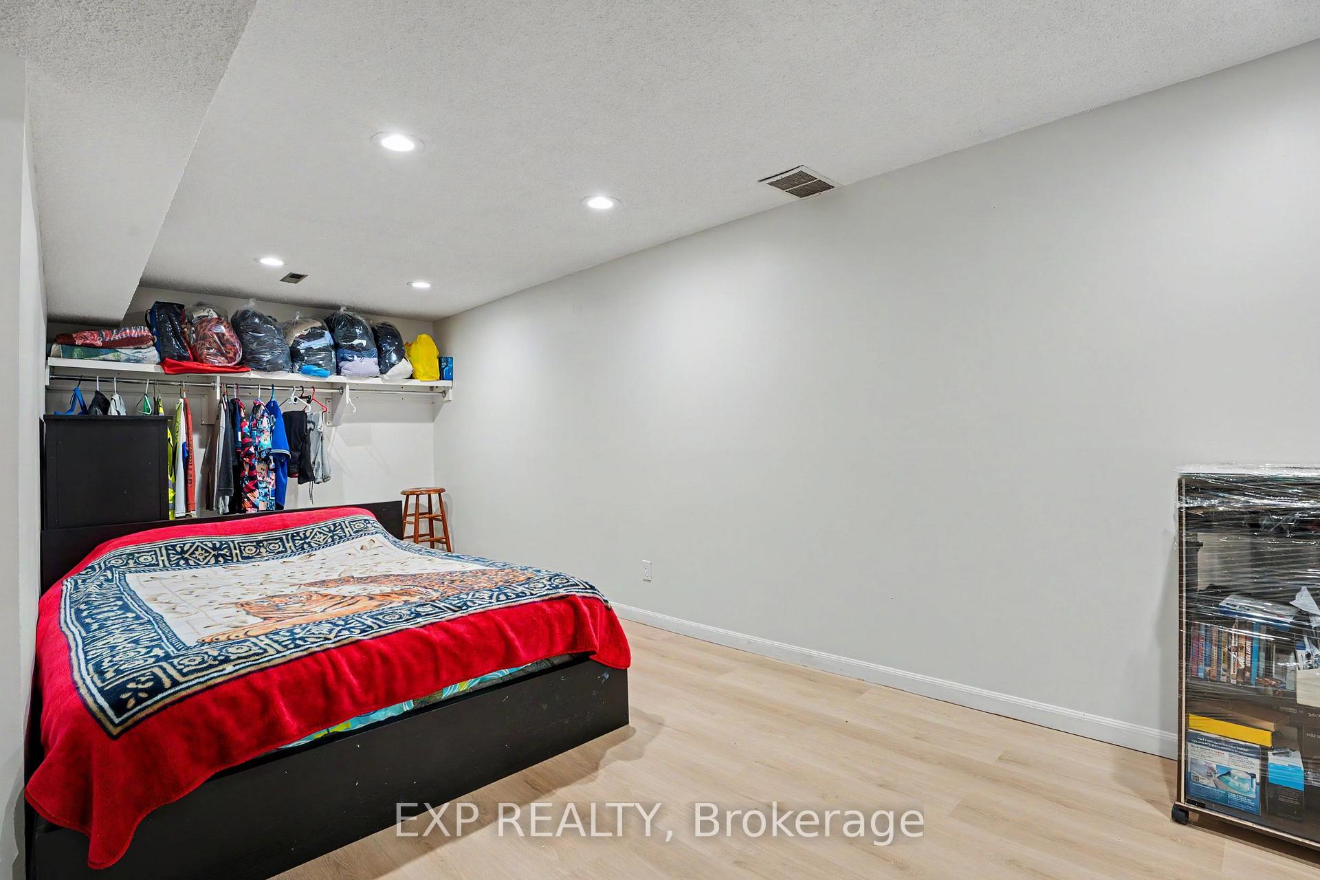 Photo 26 of 68 Tulip Drive, Brampton, Fletcher's Creek South — HOMEH