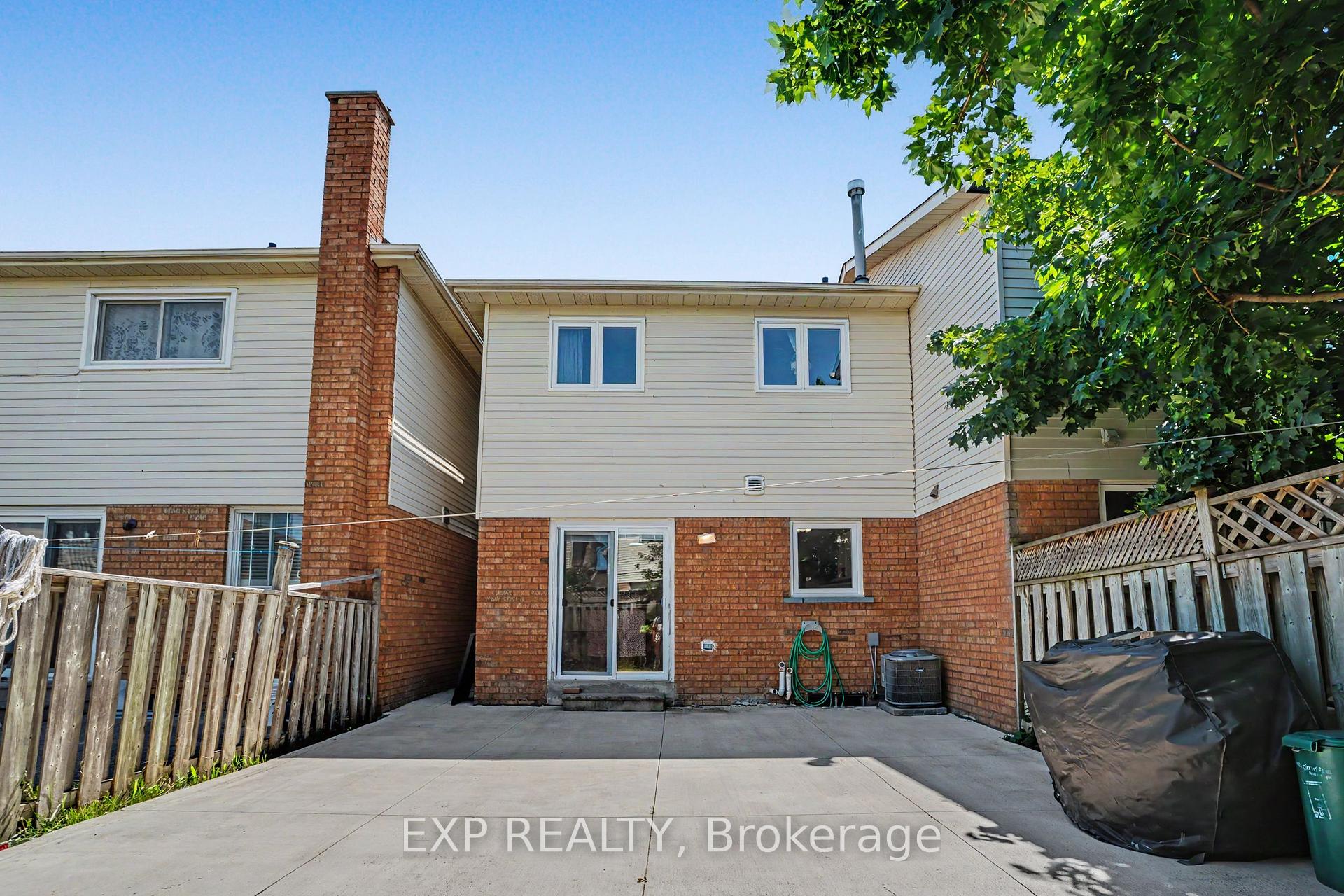 Photo 31 of 68 Tulip Drive, Brampton, Fletcher's Creek South — HOMEH