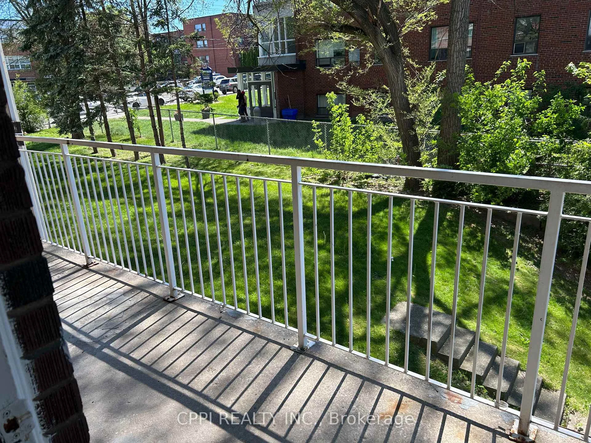 Photo 6 of Unit 202, 3 Hill Heights Road, Etobicoke, Stonegate-Queensway — HOMEH