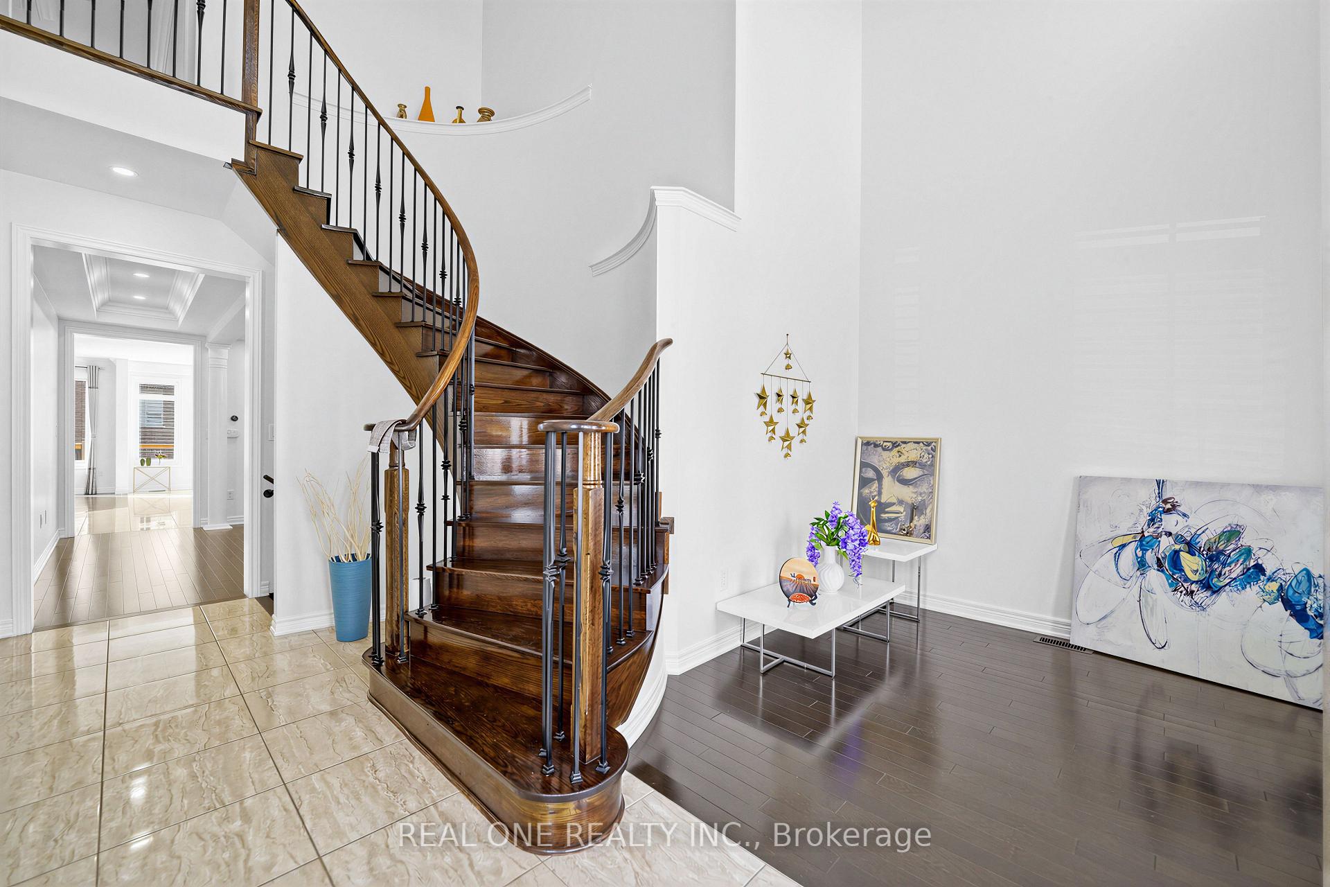 Photo 10 of 57 Busch Avenue, Markham, Berczy — HOMEH