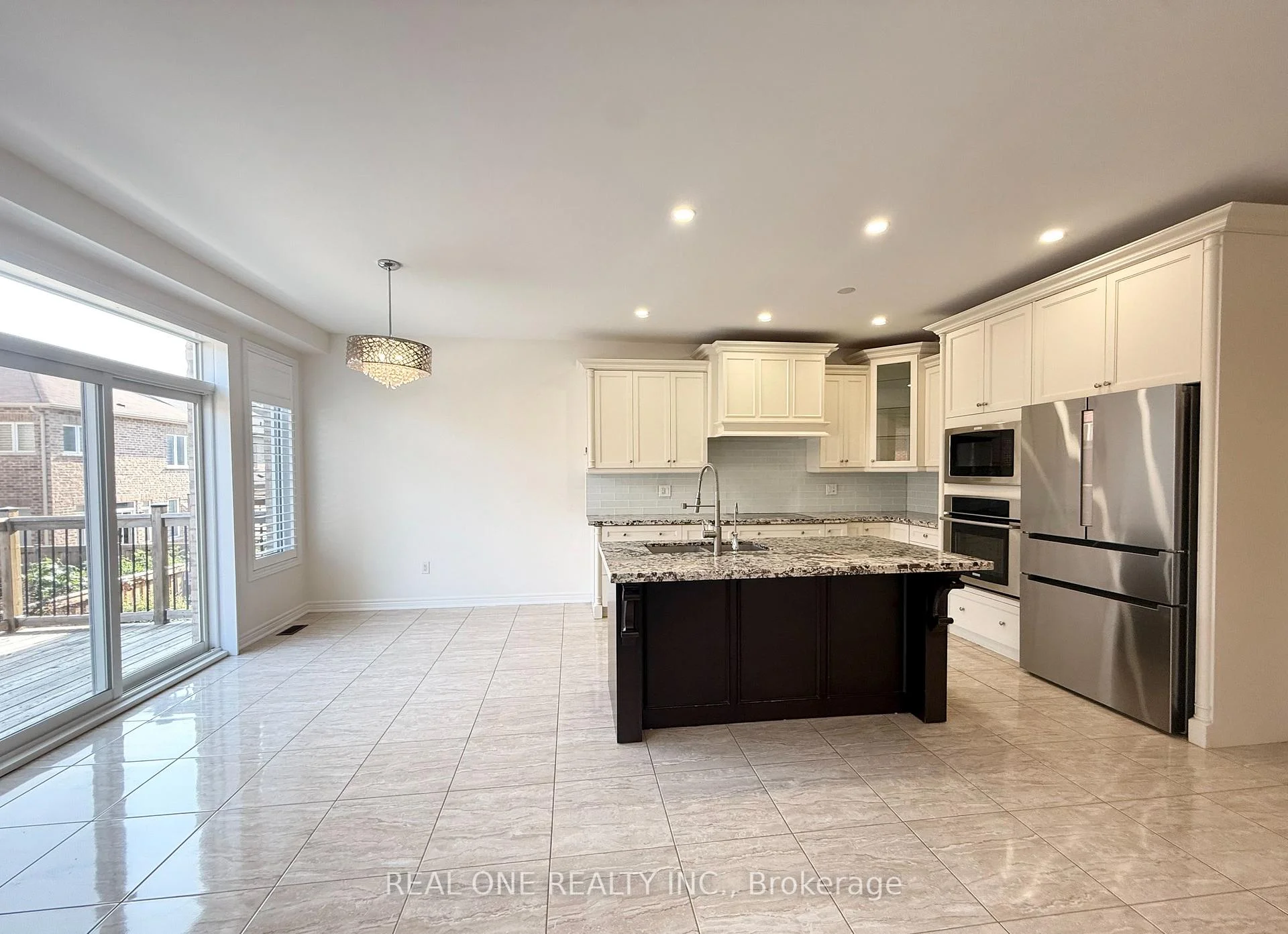 Photo 8 of 57 Busch Avenue, Markham, Berczy — HOMEH