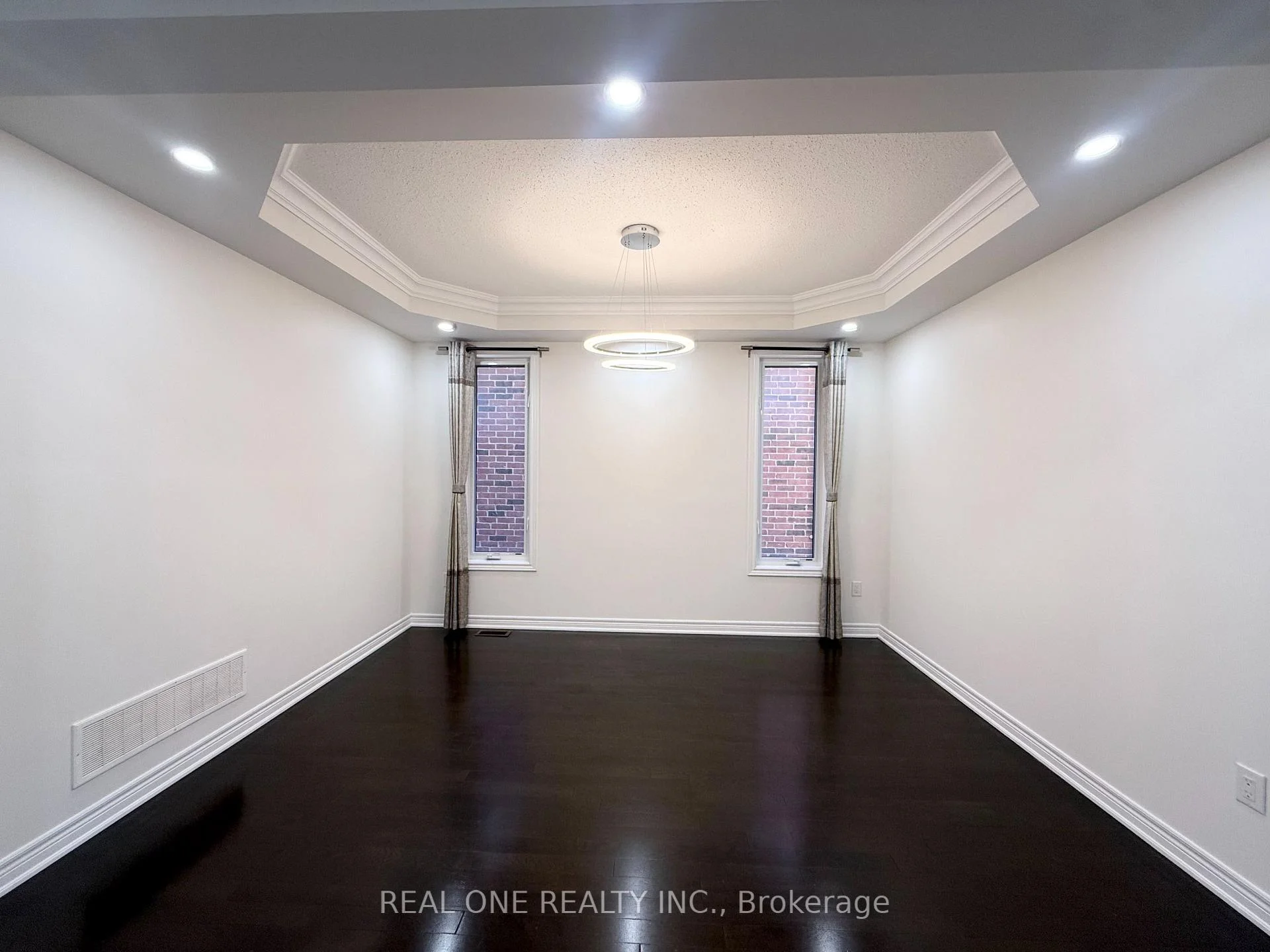 Photo 23 of 57 Busch Avenue, Markham, Berczy — HOMEH