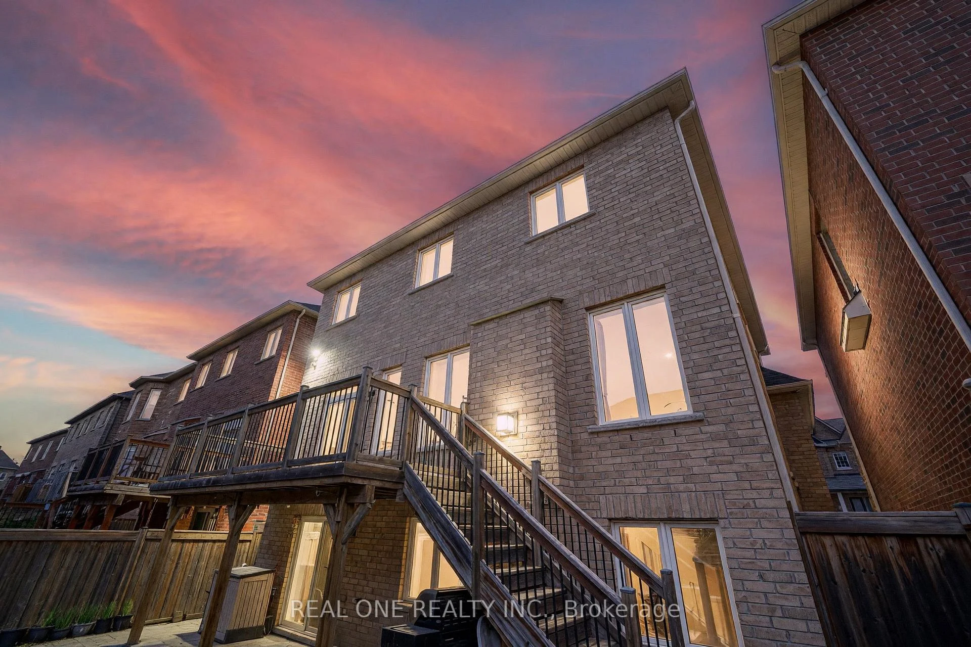 Photo 25 of 57 Busch Avenue, Markham, Berczy — HOMEH