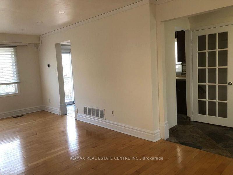 Photo 14 of 1538 Cuthbert Avenue, Mississauga, East Credit — HOMEH