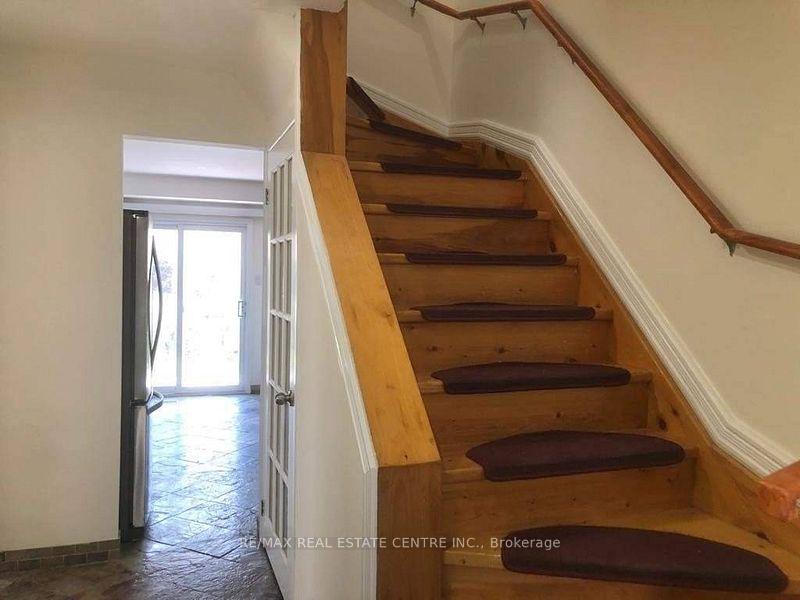 Photo 15 of 1538 Cuthbert Avenue, Mississauga, East Credit — HOMEH