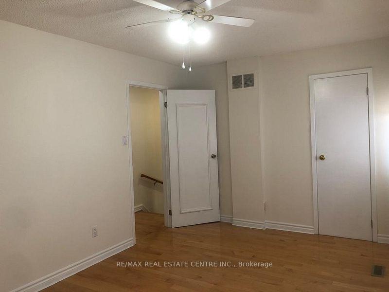 Photo 18 of 1538 Cuthbert Avenue, Mississauga, East Credit — HOMEH
