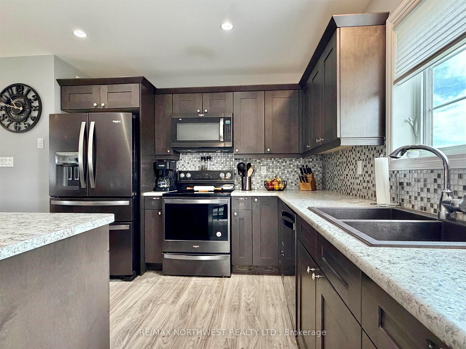 Photo 4 of 8 Spruce Drive, Emo, TB-402 — HOMEH