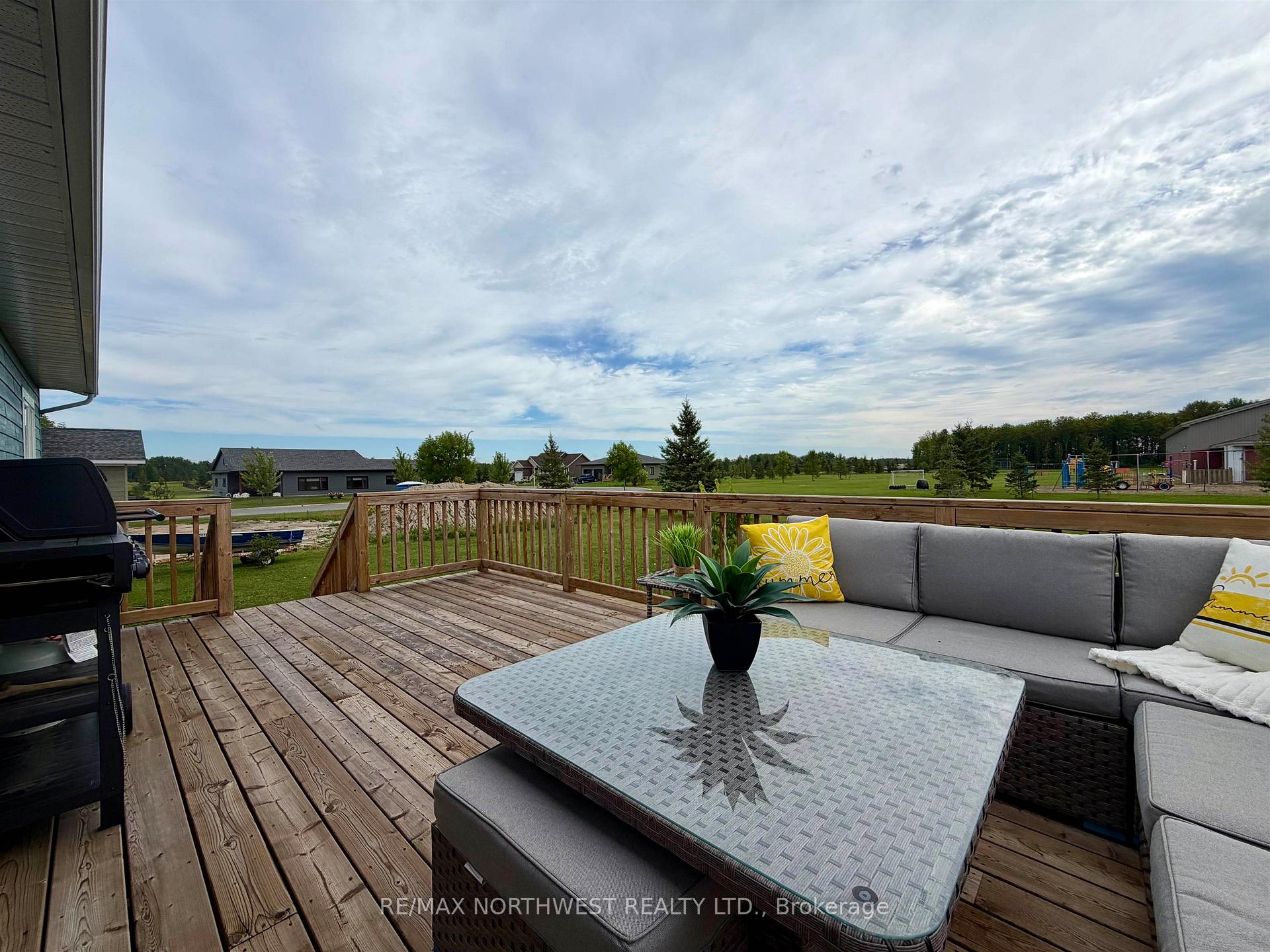 Photo 8 of 8 Spruce Drive, Emo, TB-402 — HOMEH