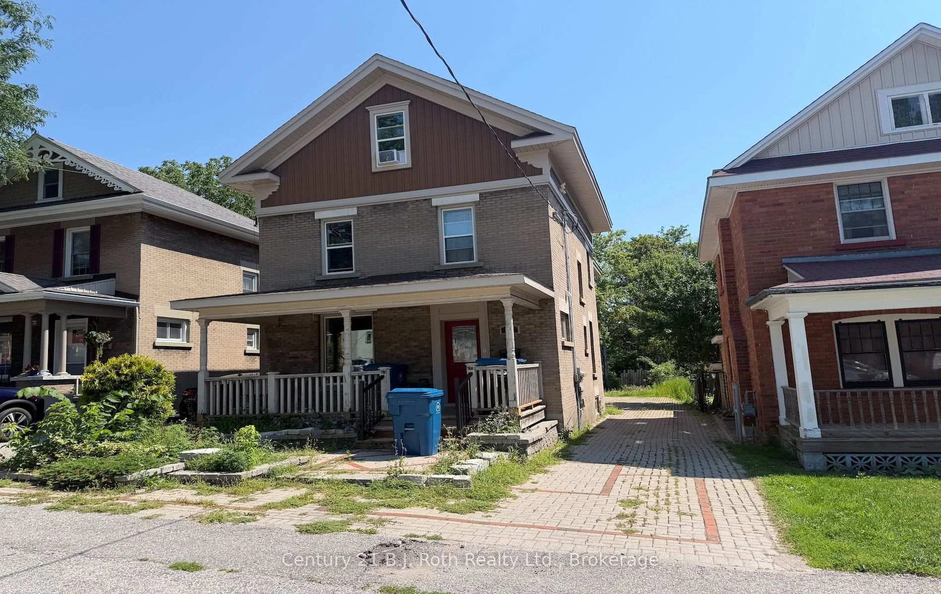 Photo 10 of 100 Cameron Street, Orillia — HOMEH