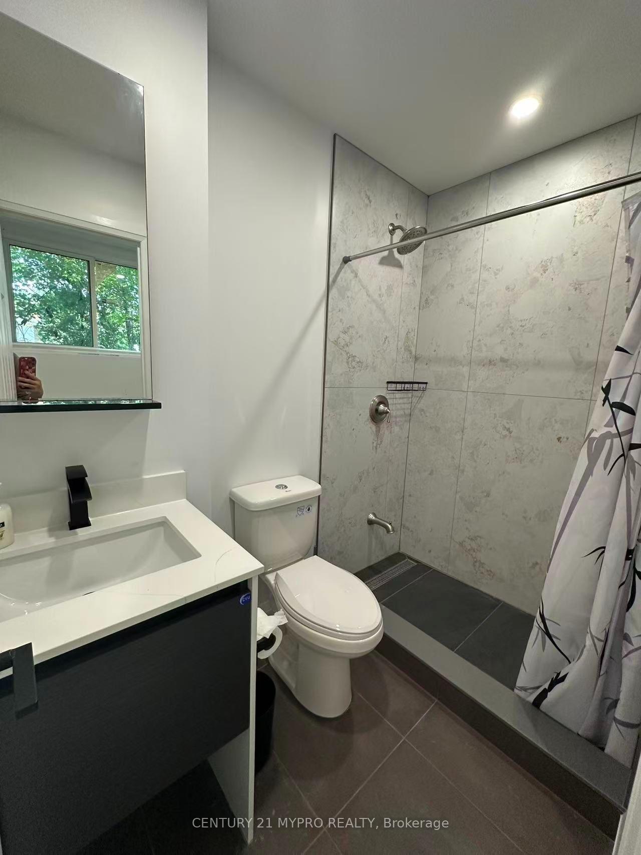 Photo 4 of Unit Lower, 5 Chant Crescent, Markham, Unionville — HOMEH