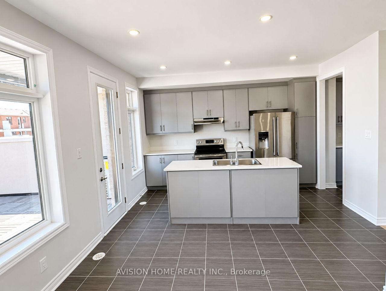 Photo 3 of 101 MUMBAI DRIVE Mumbai Drive, Markham, Middlefield — HOMEH