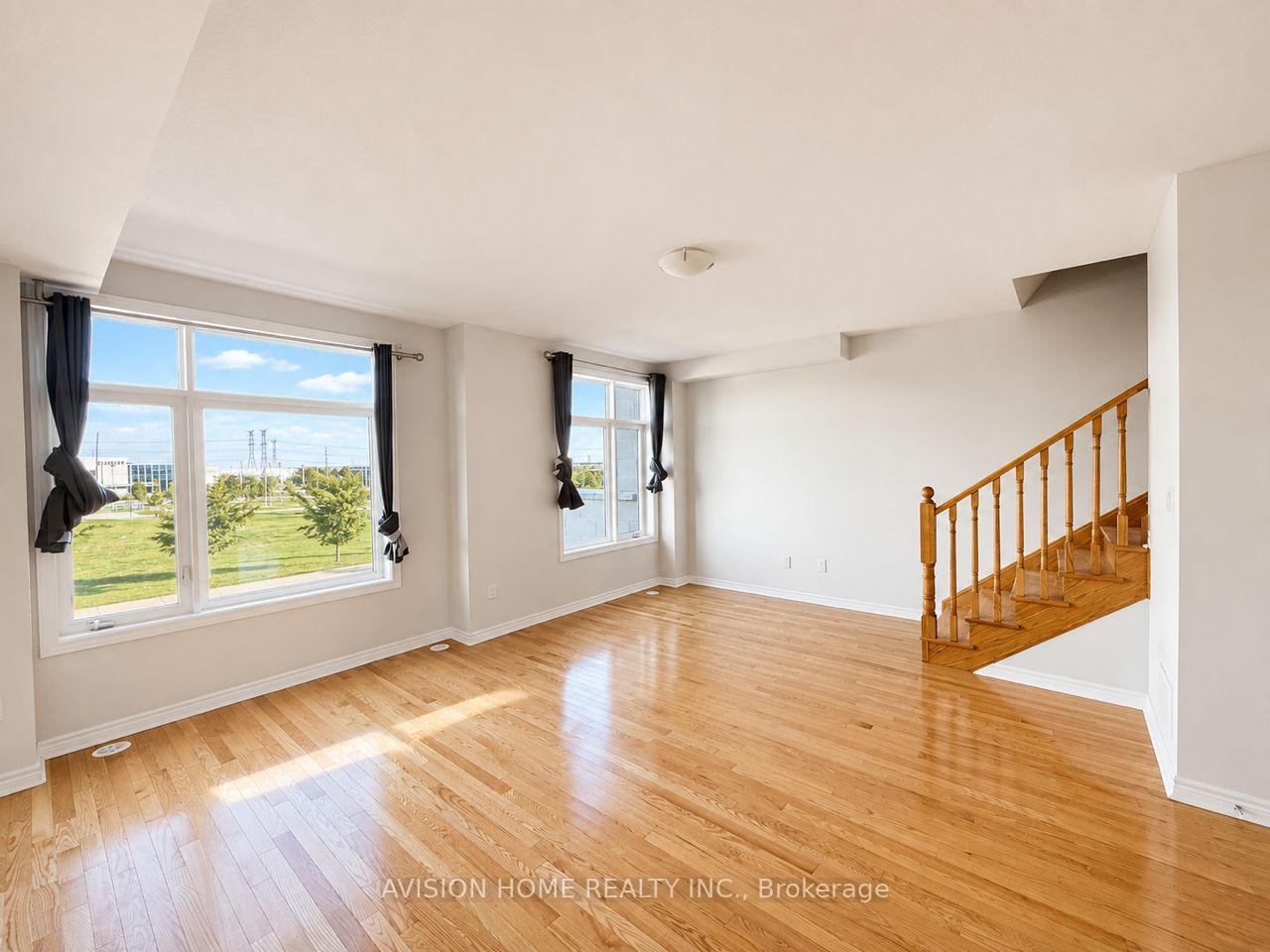 Photo 12 of 101 MUMBAI DRIVE Mumbai Drive, Markham, Middlefield — HOMEH
