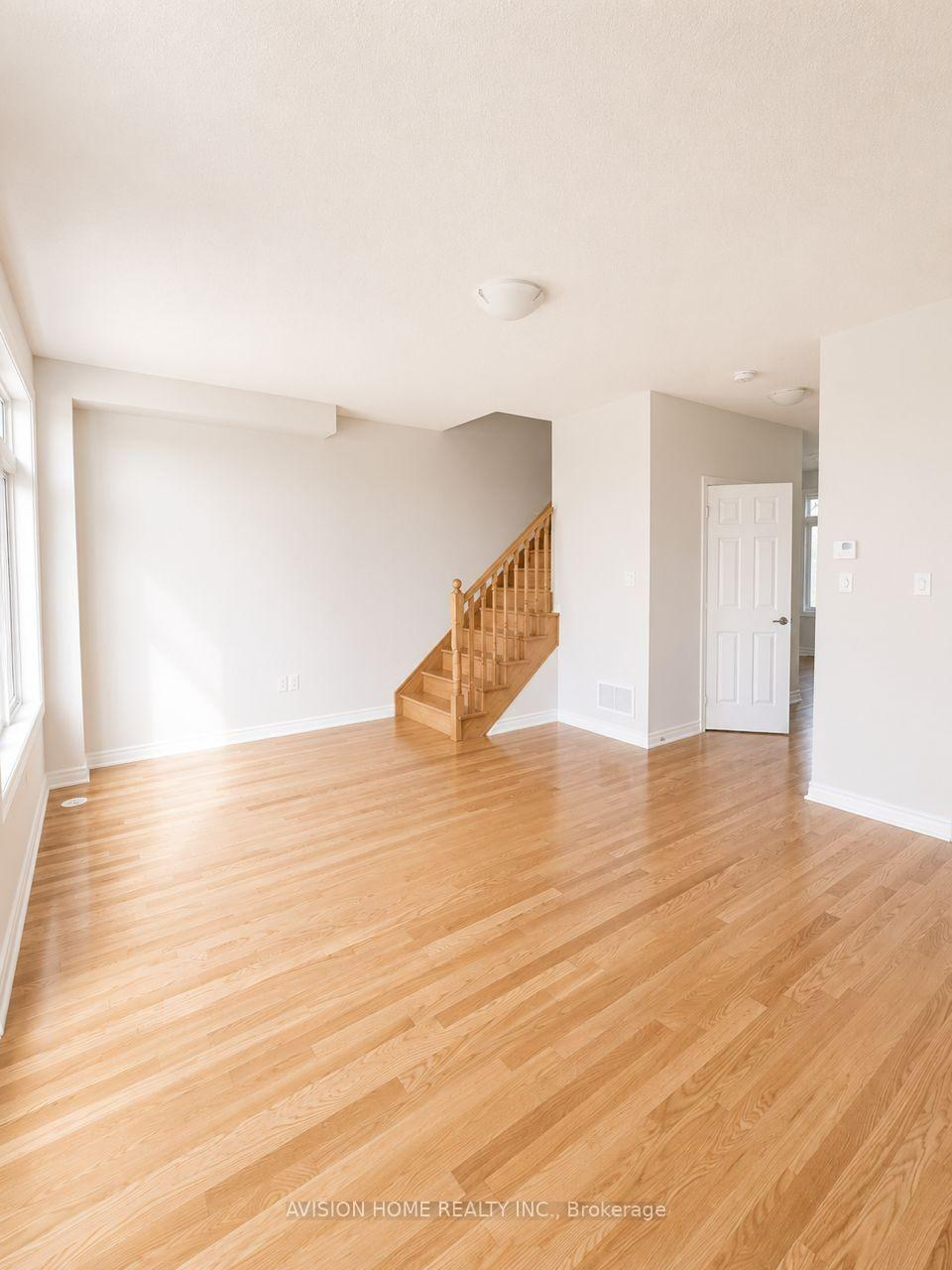 Photo 16 of 101 MUMBAI DRIVE Mumbai Drive, Markham, Middlefield — HOMEH