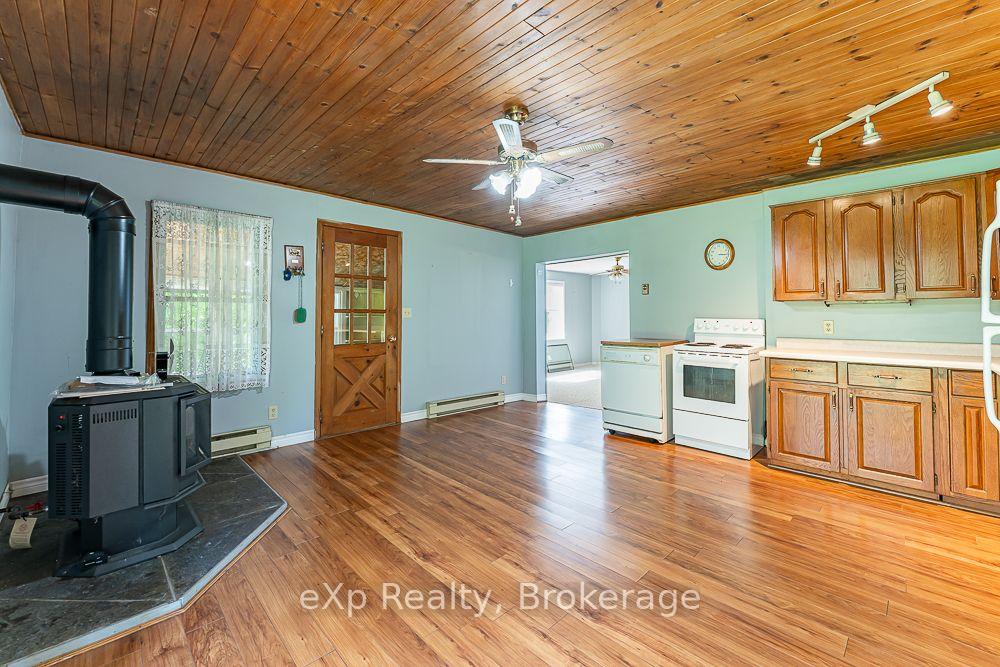 Photo 6 of 520 Huron Road, South Bruce Peninsula — HOMEH