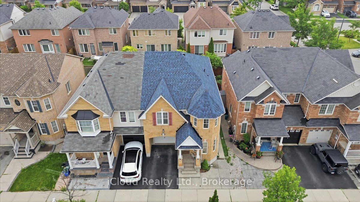 Photo 2 of 270 Whetham Heights, Milton, Harrison — HOMEH