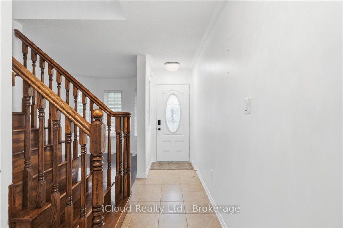 Photo 8 of 270 Whetham Heights, Milton, Harrison — HOMEH