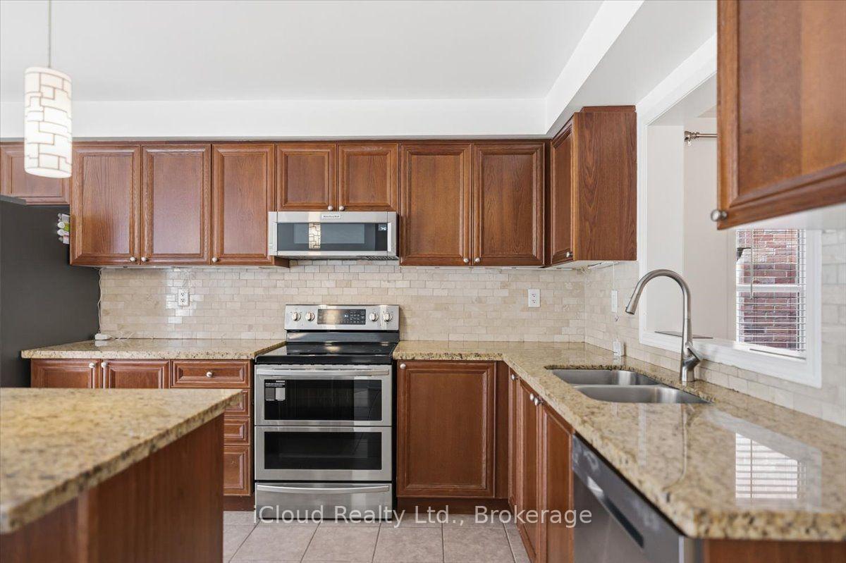 Photo 20 of 270 Whetham Heights, Milton, Harrison — HOMEH