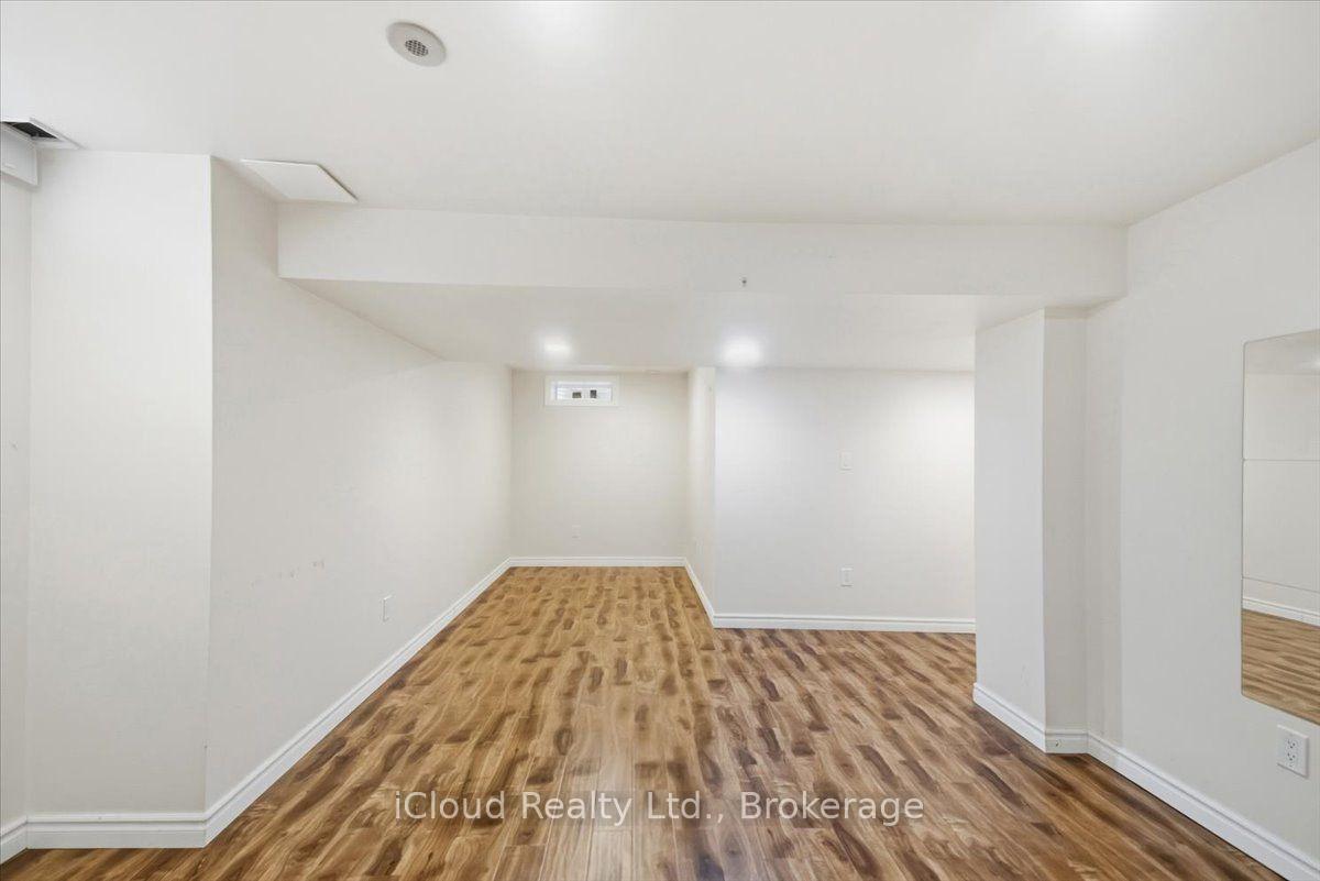 Photo 41 of 270 Whetham Heights, Milton, Harrison — HOMEH