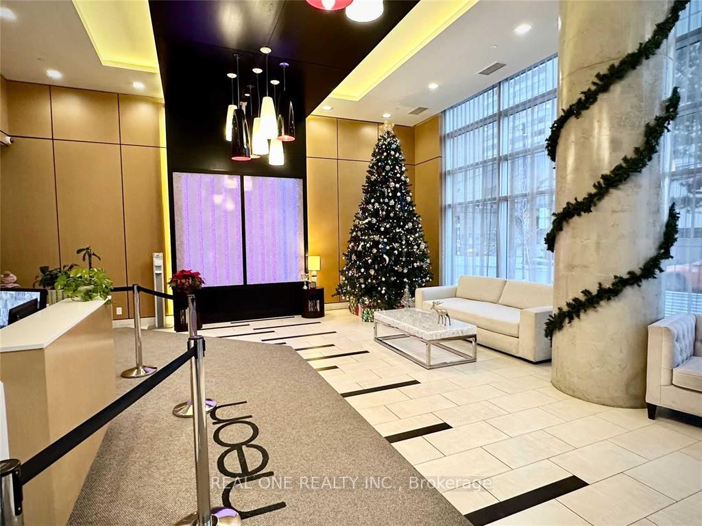 Photo 3 of Unit 1004, 58 Orchard View Boulevard, Toronto, Yonge-Eglinton — HOMEH