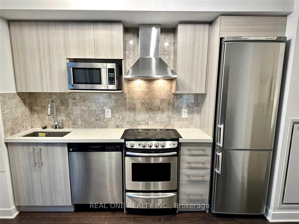 Photo 7 of Unit 1004, 58 Orchard View Boulevard, Toronto, Yonge-Eglinton — HOMEH